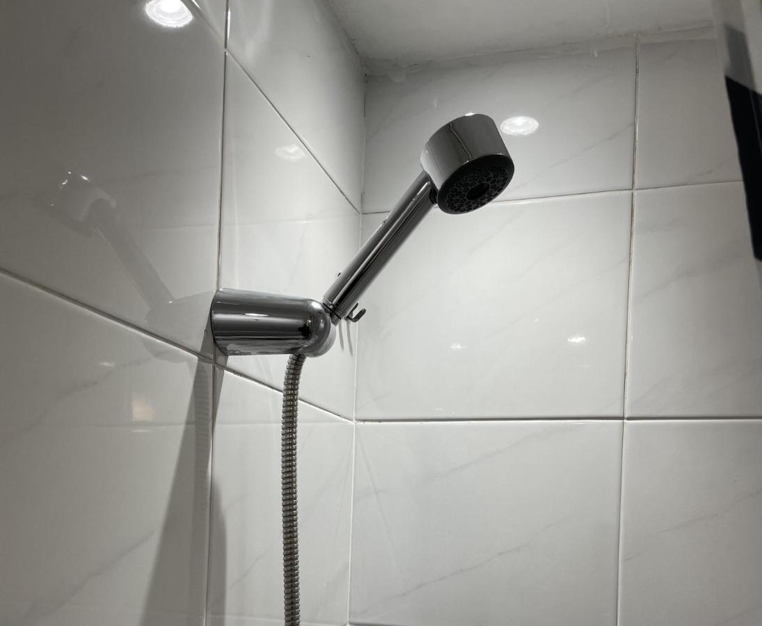 Walk To Lcy Airport Excel Dlr 1br Flat * Londres