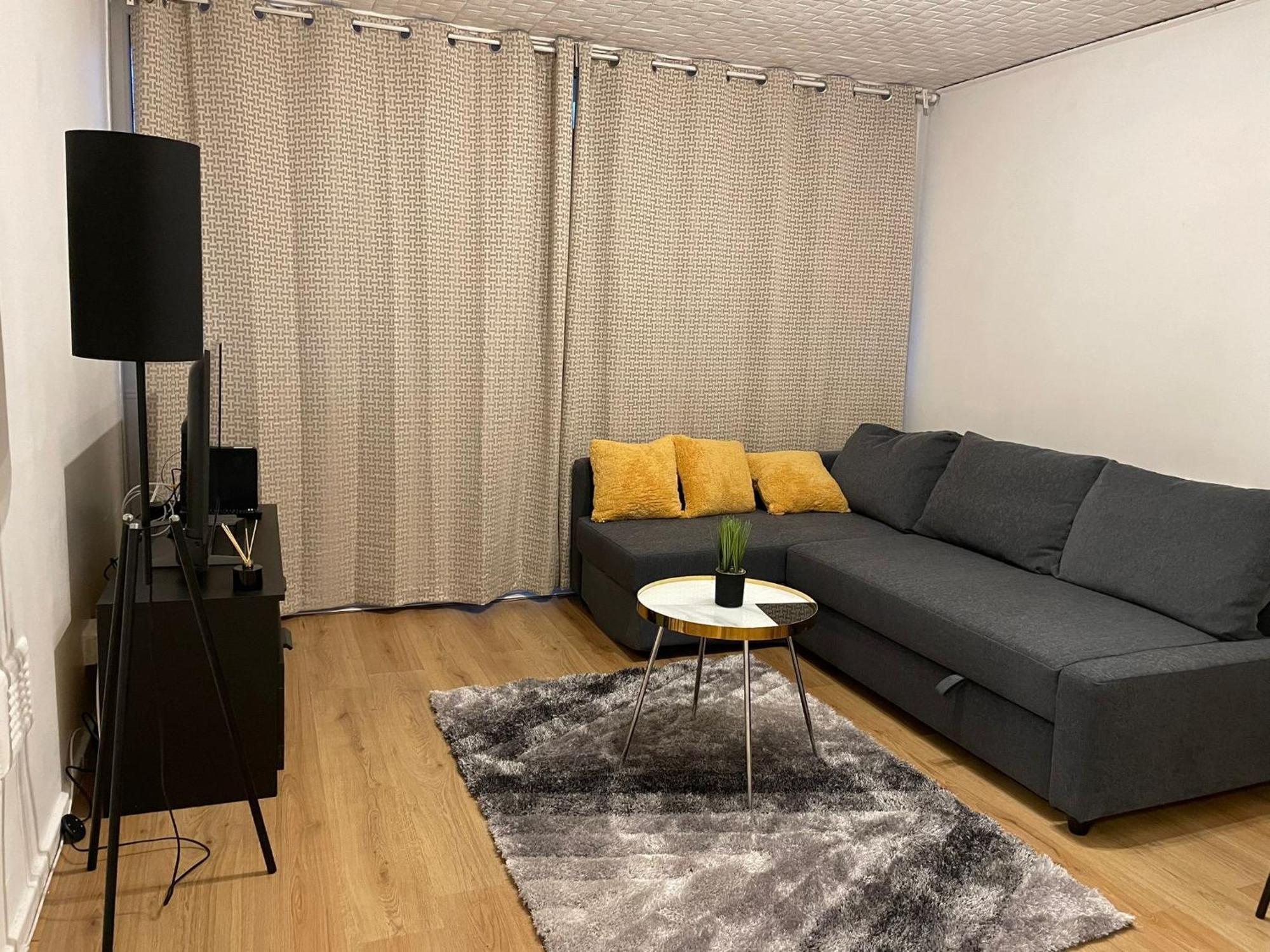 Walk To Lcy Airport Excel Dlr 1br Flat Appartement